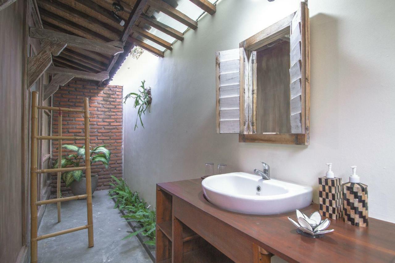Red Gong Joglo Village Canggu Eksteriør bilde